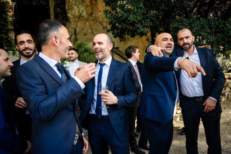 Mejores fotos documentales de boda 2024: un estilo diferente, atrevido y sin posados 31 fotografia boda diferente atrevida