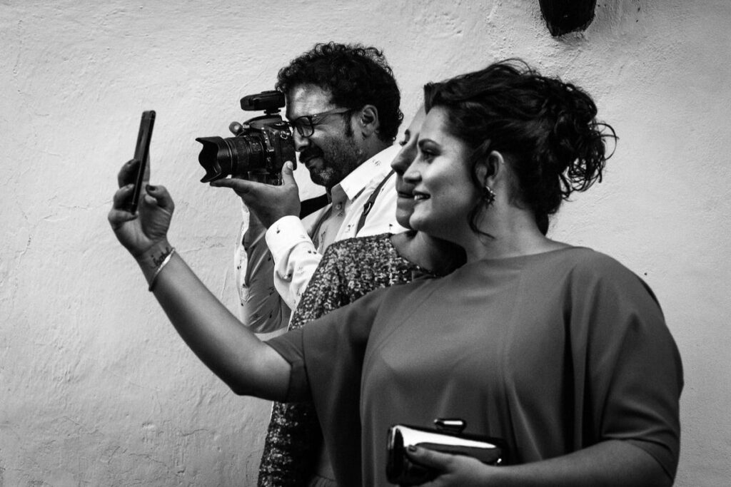 Fotografía de Boda, Inteligencia Artificial y Psicotrópicos 3 Fotógrafo documental de boda en Valencia y Alicante